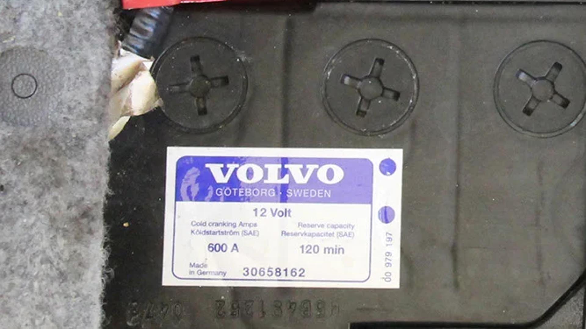 How To Choose And Replace A Volvo Battery